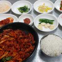 맛있는 음식이 가득한 부산으로 여행을 가보자