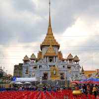  พระพุทธรูปทองคำบริสุทธิ์ขนาดใหญ่ที่สุดในโลก