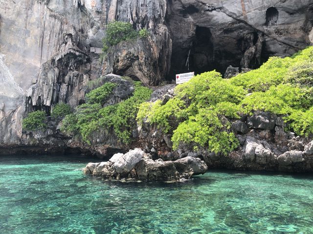 ความสวยงามของท้องทะเลไทย