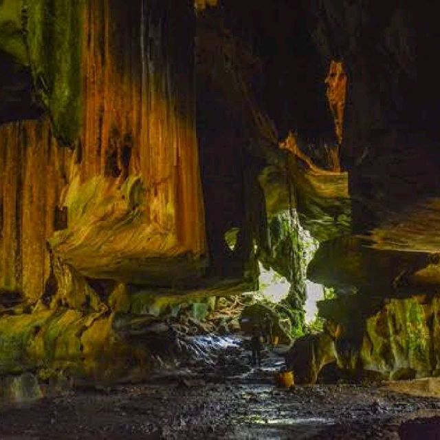 Batu Kapal Cave