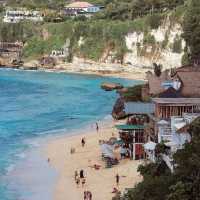 BINGIN BEACH : BALI 