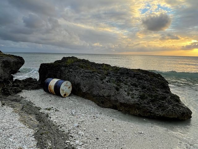 黒島の美しき宮里海岸