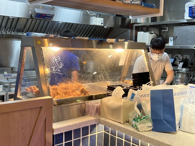 台東人氣排隊美食｜藍蜻蜓速食專賣店，外脆內嫩超好吃