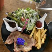 ร้านชิค ค่าเฟ่ Chic cafe’ 