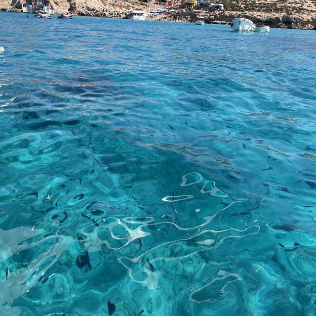 豪華遊艇航海之旅｜Comino Island