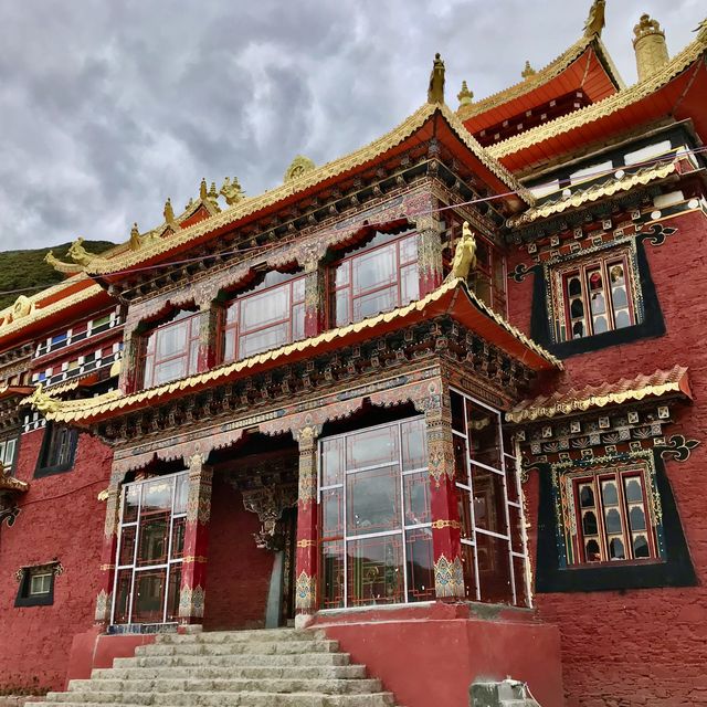 600 years old hidden Rewu Monastery