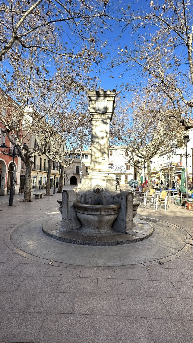 Saint Joan Fountain Font de Sant Joan Square