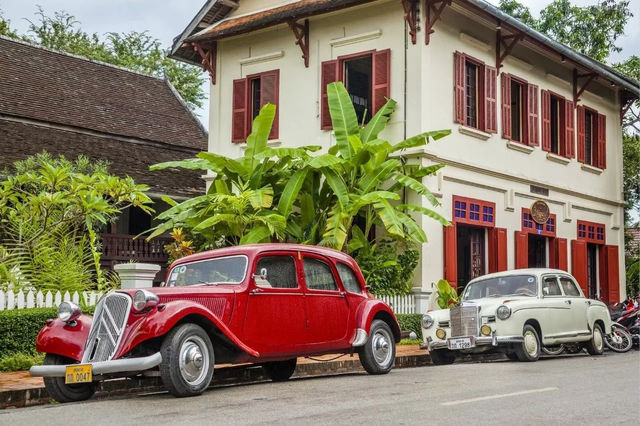 Luang Prabang: Northern mountain city of Laos.