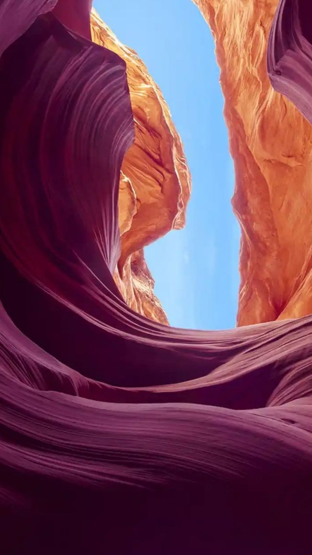 In this lifetime, you must visit the stunning Antelope Canyon touched by God's hand once.