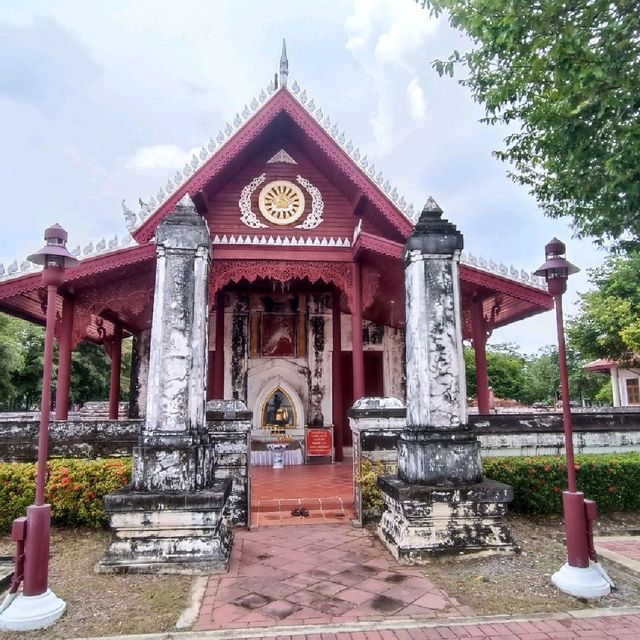 พุทธสถานเชิงท่า – หน้าโบสถ์ โบราณสถาน จ.นนทบุรี