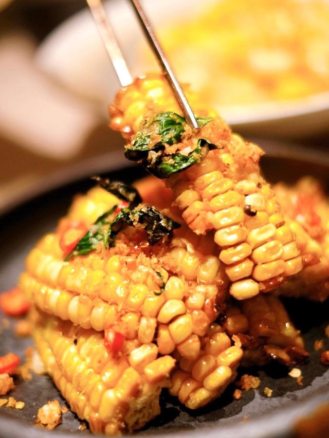 "東涌美食-六小館"