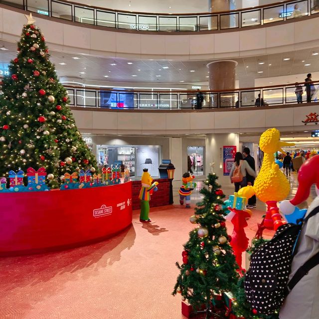 海港城芝麻街，聖誕新年特展，為香港血癌基金籌款！