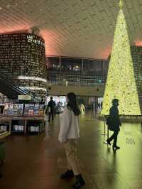 Starfield Library @COEX Mall, Korea