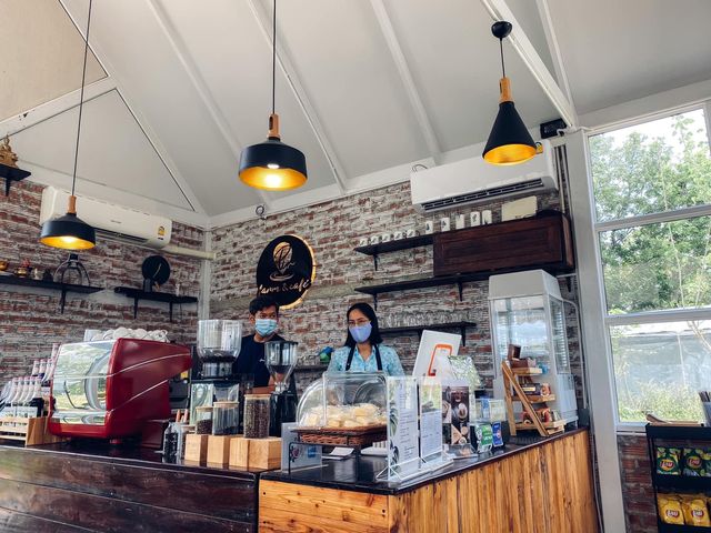 คาเฟ่ในสวน Pin Farm&Cafe @ขอนแก่น