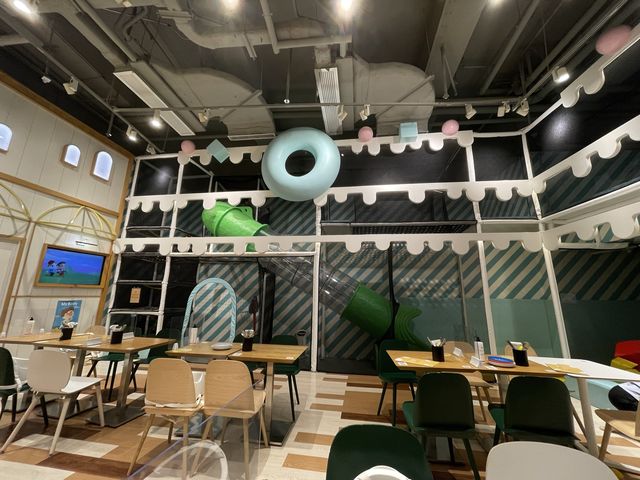 荃灣親子餐廳Donut cafe有得玩又有得食！