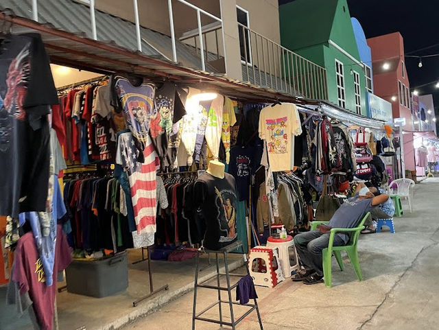 Owl Market ตลาดนกฮูก at Nonthaburi 