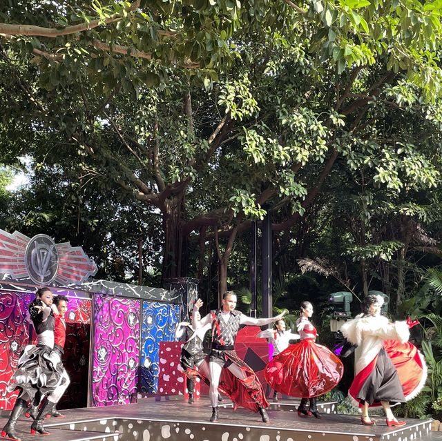 【 相約在迪士尼 】  【 相約在迪士尼 】