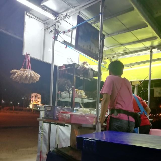 ก๋วยเตี๋ยวโกเด้ง โฮเด้ง