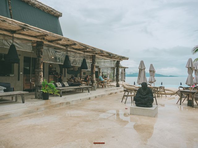 ที่พักสไตล์บาหลีบนเกาะสมุยติดหาดบ่อผุด  