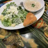 Rain forest Cafe レインフォレストカフェ