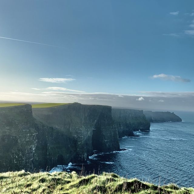 AWE-INSPIRING Cliffs in Ireland 💚🇮🇪