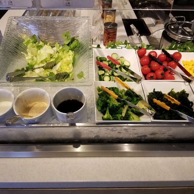たまには贅沢なブッフェも🍽️🌃【スカイレストラン　エトワール】