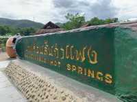 น้ำพุร้อนสันกำแพง