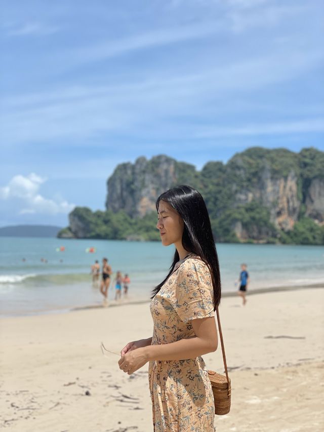 Krabi | 泰國水清沙幼沙灘 Railay beach