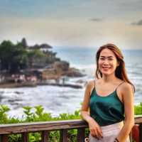 Tanah Lot วัดริมทะเล 🌅 ที่บาหลี 