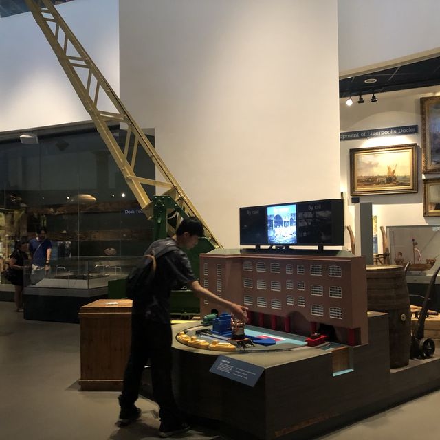 英國新建的最大的國家海濱博物館。The Museum of Liverpool