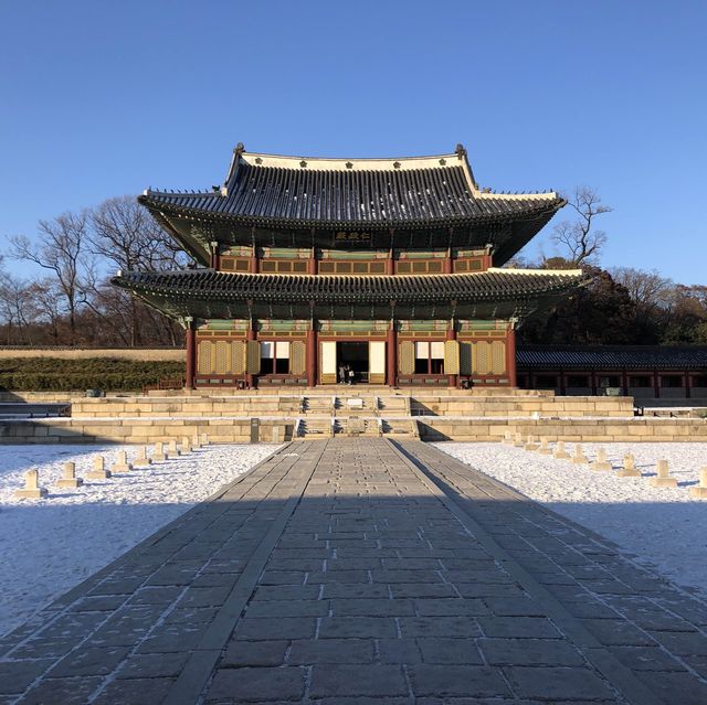 가장 원형의 모습이 잘 보존 되어 있는 궁궐을 찾는다면!! 창덕궁으로 고고싱~~