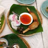 Bann Dang (บ้านดั่ง)