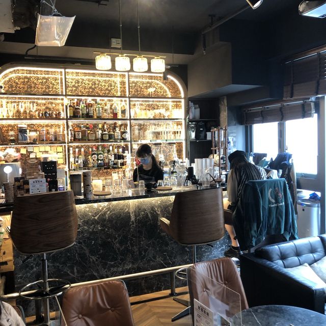 旺角型格Cafe☕️特色酒吧櫃打卡一流 