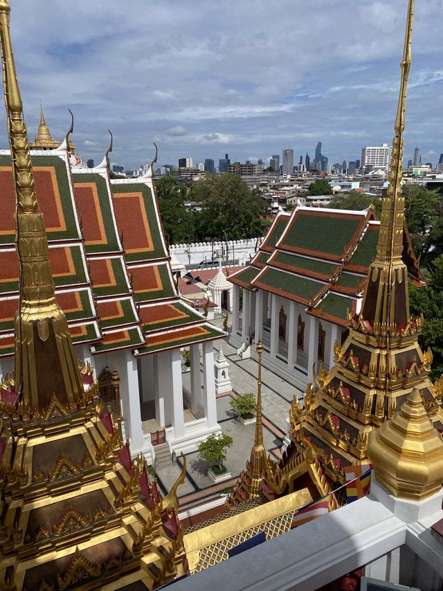 ชมโลหะปราสาท วัดราชนัดดารามวรวิหาร