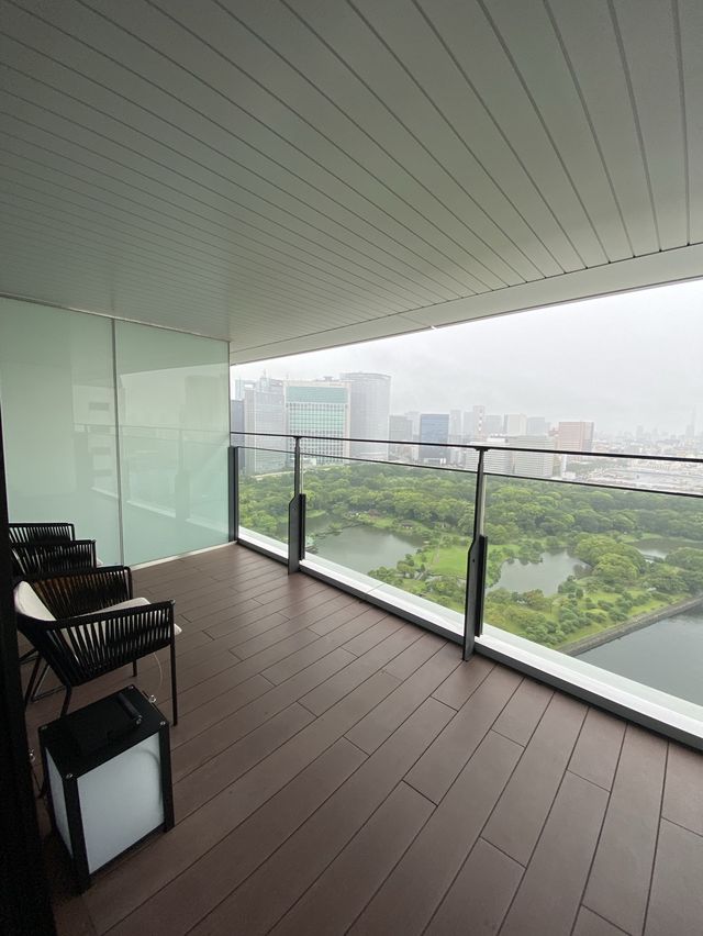 浜松町　バルコニーからゆったり庭園を楽しめるお部屋🍁【メズム東京】