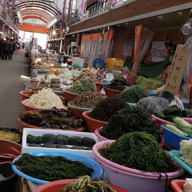 Market in day and Pub at night 