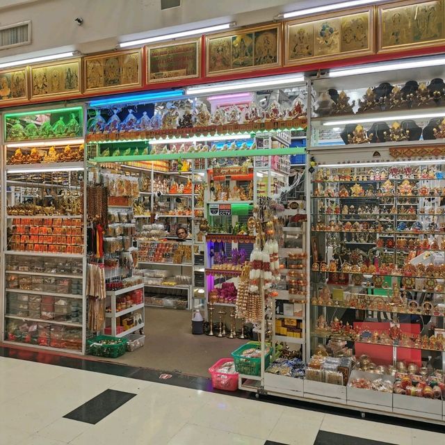 แวะมาช้อปปิ้งที่ India Emporium 