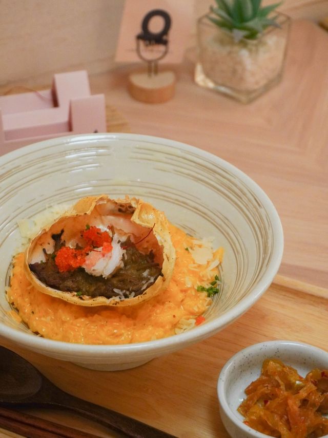 【裝潢別樹一幟的西日fusion菜餐廳】