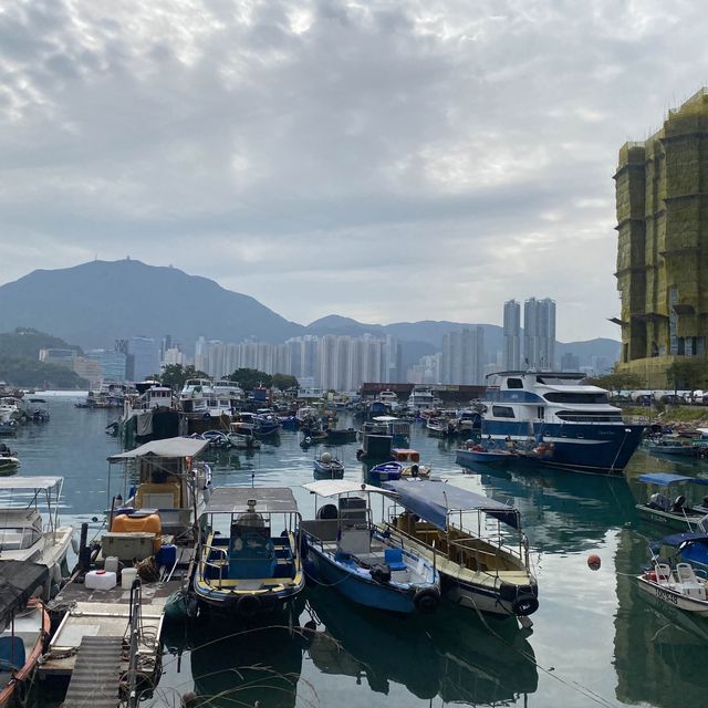 鯉魚門-鬧區中的寧靜