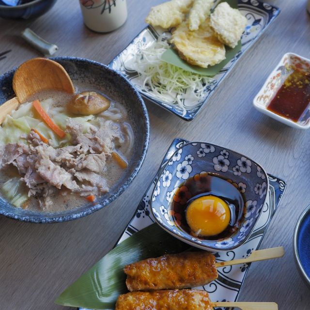 玻璃居酒屋，嘆食材新鮮的日式料理