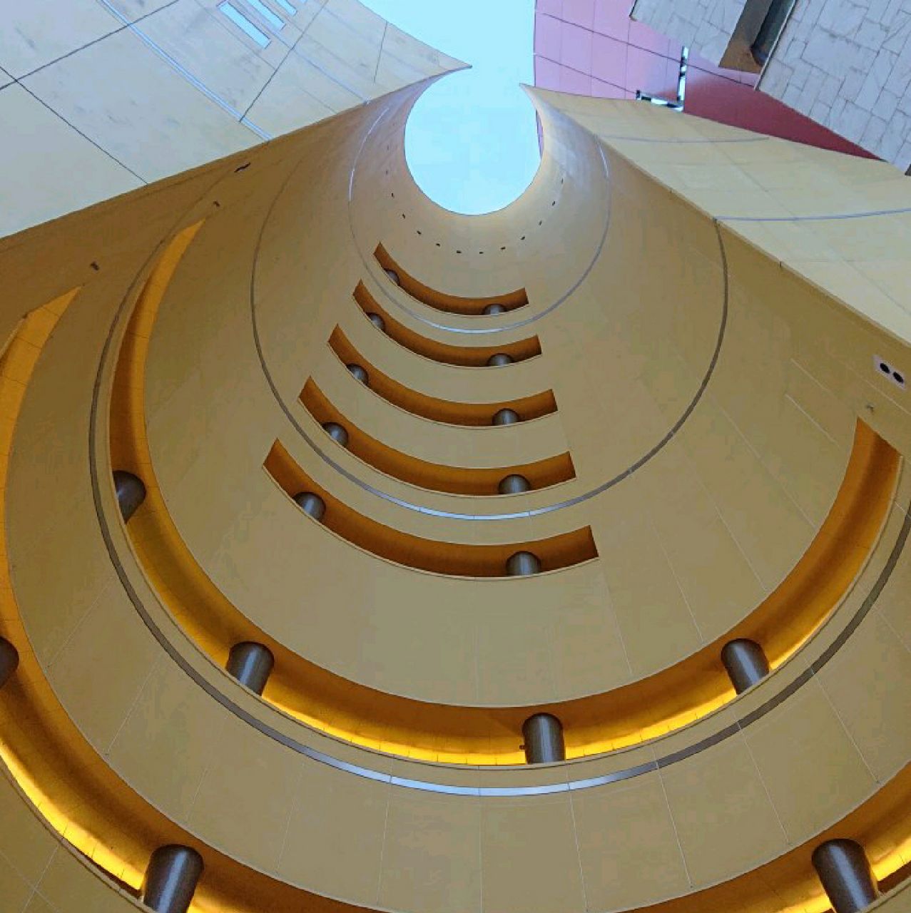 絶景 リバーウォーク北九州 ミスティックコート Trip Com 北九州の旅のブログ