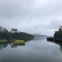 煙雨濛濛日月潭