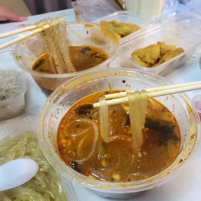 荃灣外賣酸辣粉｜Trip.Com 香港