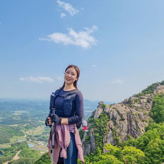 철쭉 군락지 Top1 황매산! 철쭉이 져도 즐길 수 있다!