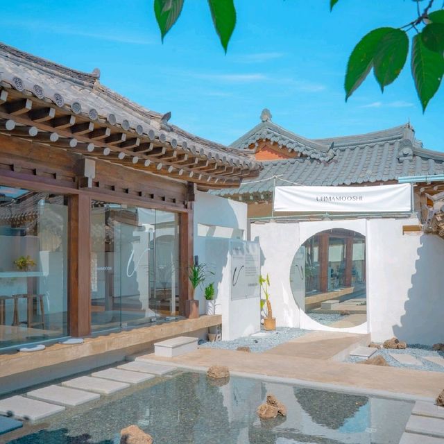 🍰고즈넉한 한옥과 달콤한 티라미수의 조화가 어울리는카페 [경주, 어마무시]