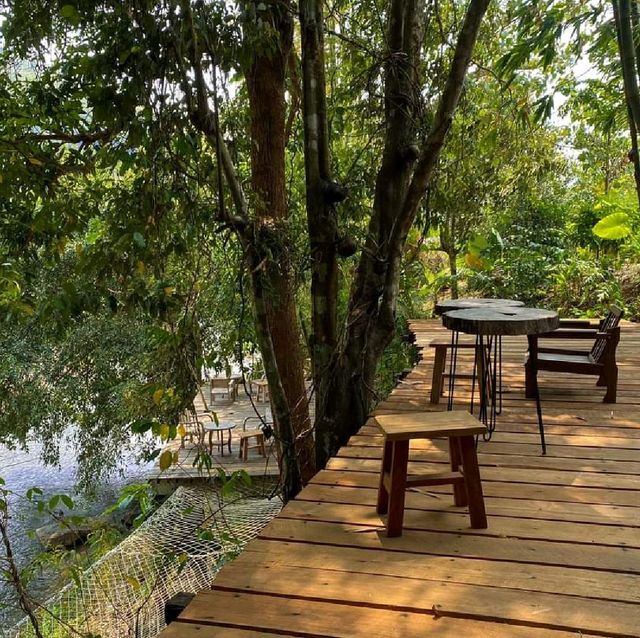 ร้านอาหาร&คาเฟ่ ต้องที่ZUULA