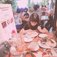 Knots Cafe & Living - Natrual dining