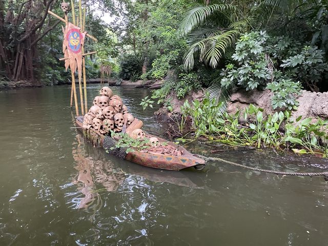 迪士尼森林河流之旅