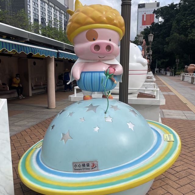 充滿香港特色「漫畫星光大道」