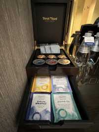Dusit Thani Laguna Pool View Room 325